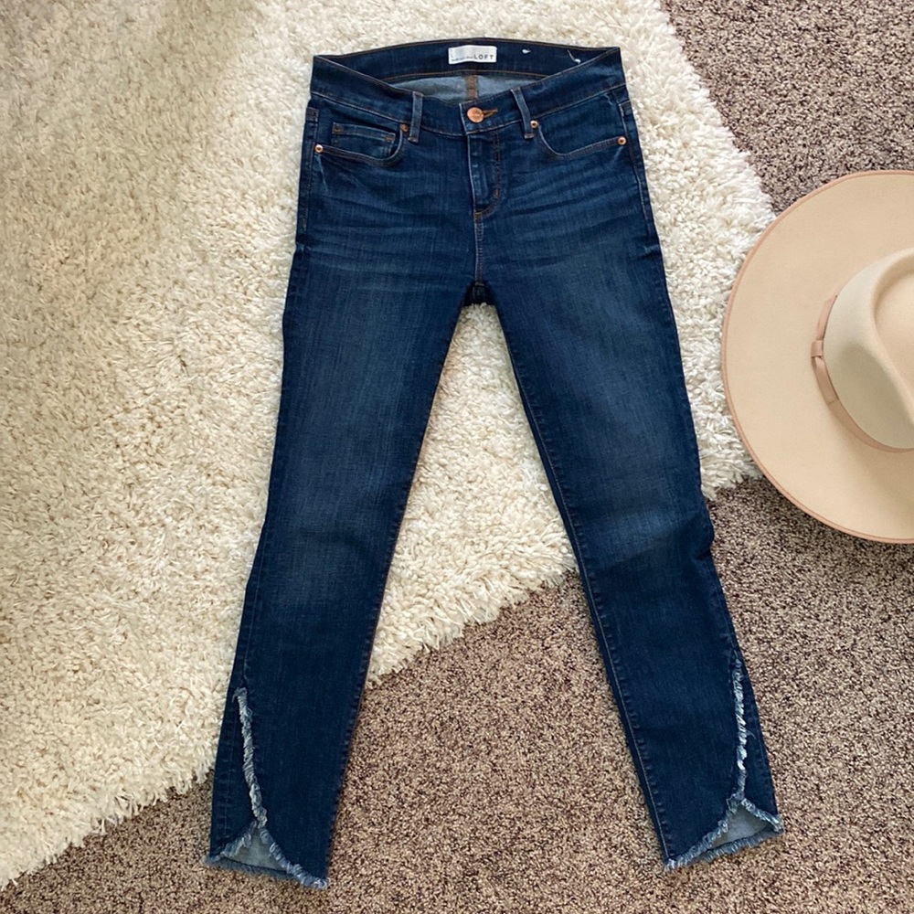 Loft Skinny Scalloped Hem Jean - Size 25